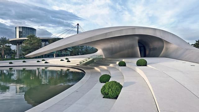 Guided visit of the Volkswagen Autostadt in Wolfsburg