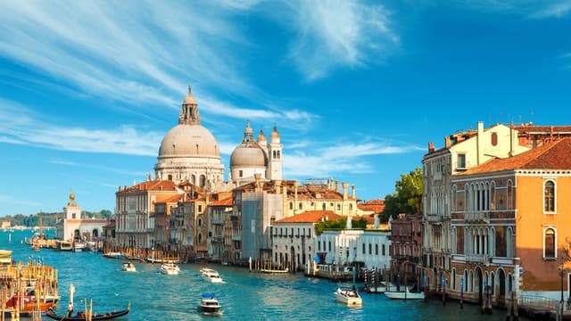 Guided walking tour of Venice and the Doge&#39;s Palace