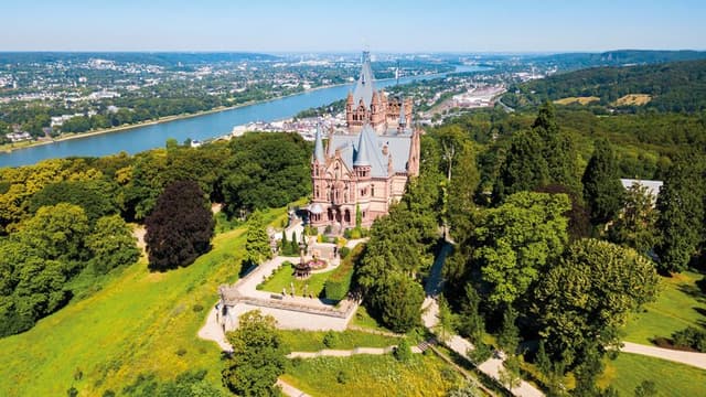 Schloss Drachenburg