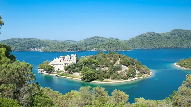 Guided tour of Mljet