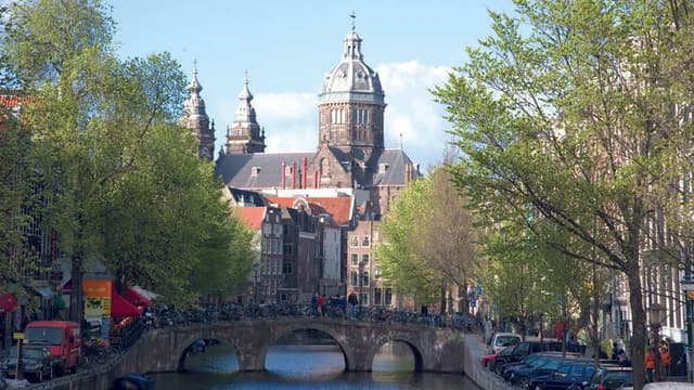 Amsterdam tour by riverboat
