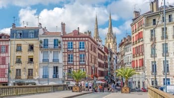 From the French Basque Country to Bordeaux - Fine French cuisine at the foot of the Pyrenees and an escapade in the Gironde (port-to-port cruise)