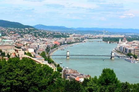 Trans-European cruise from Strasbourg to Budapest (port-to-port cruise)